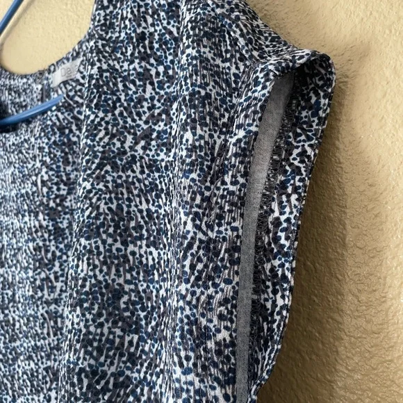 Dalia casual dress in blue and gray sleeveless zip back - Picture 3 of 9